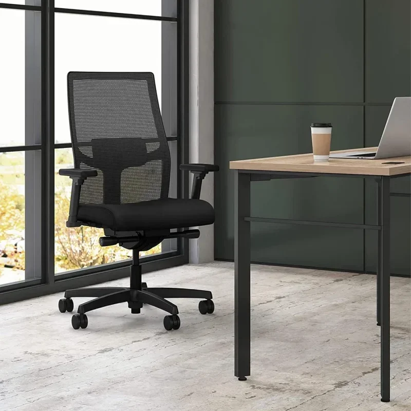 Task Chair Mid Back - Een ergonomische bureaustoel van mesh/stof met